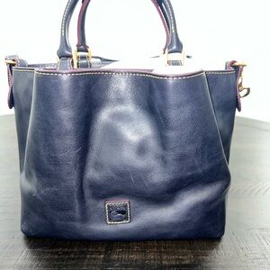 Dooney and Bourke Florentine Barlow in color Navy